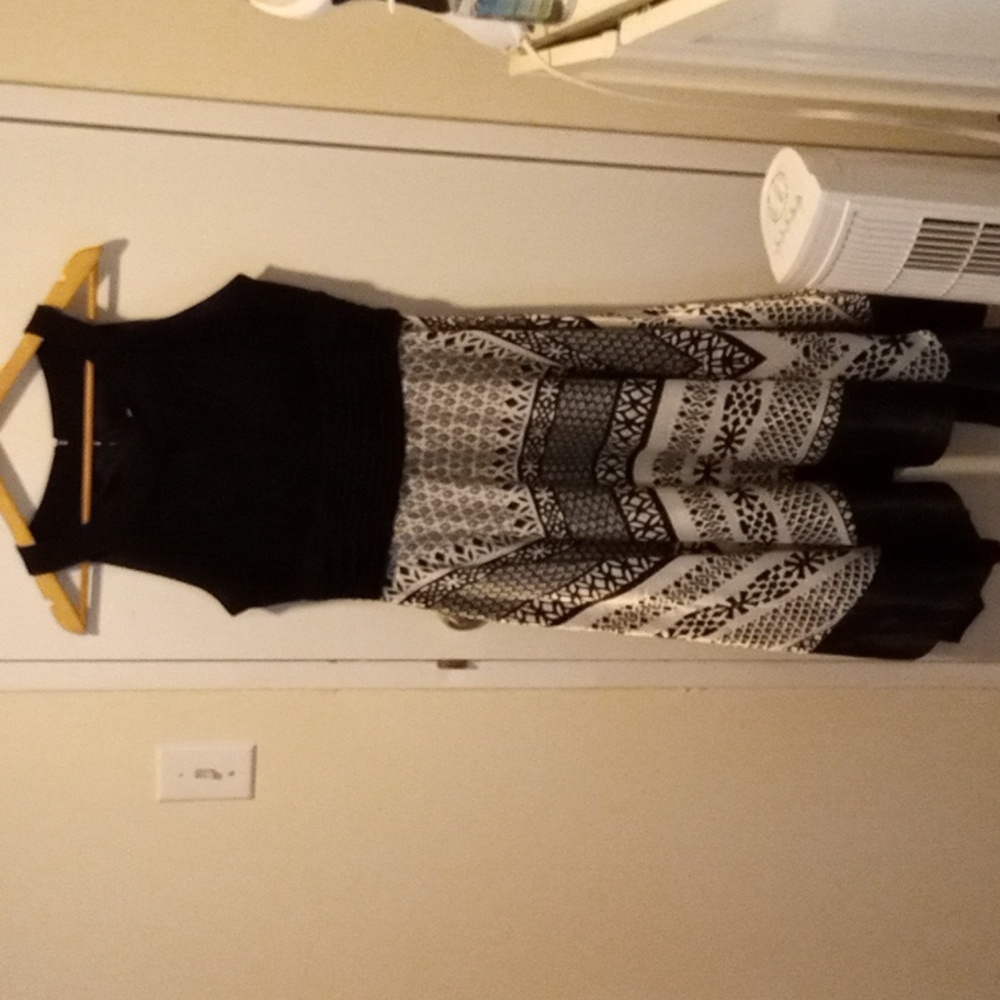 Melrose Black & White Handkerchief Dress